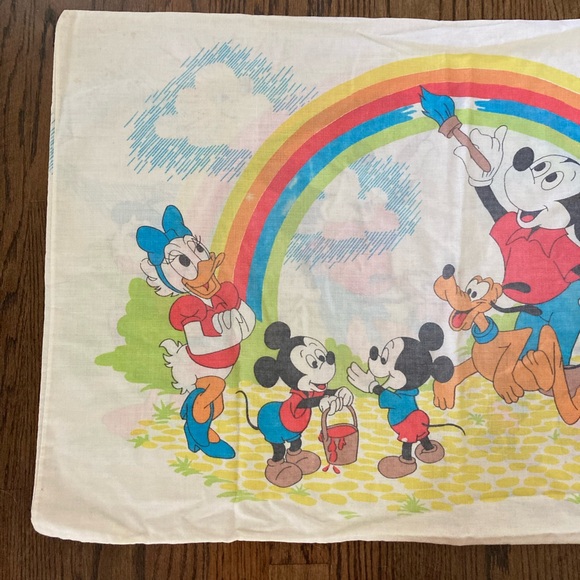 Vintage 80's Disney Mickey Rainbow Standard Pillowcase - Picture 3 of 9